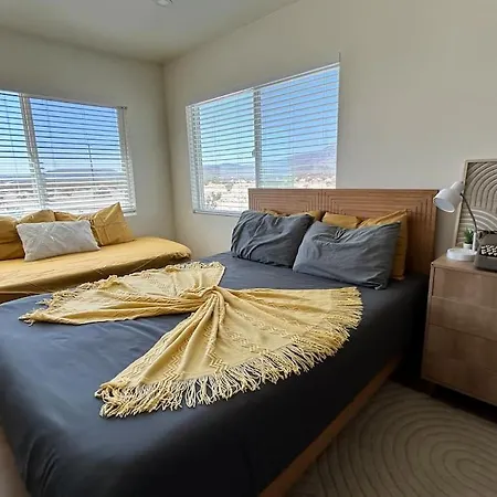 Serene Modern Home Backdoor With Great Wifi, Games, Movies, Patio Seating And Bbq Easy Access To North Joshua Tree National Park In 10 Minutes Twentynine Palms Esterno foto